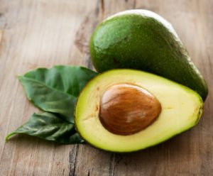 6 Manfaat Biji Alpukat Untuk Kesehatan Tubuh